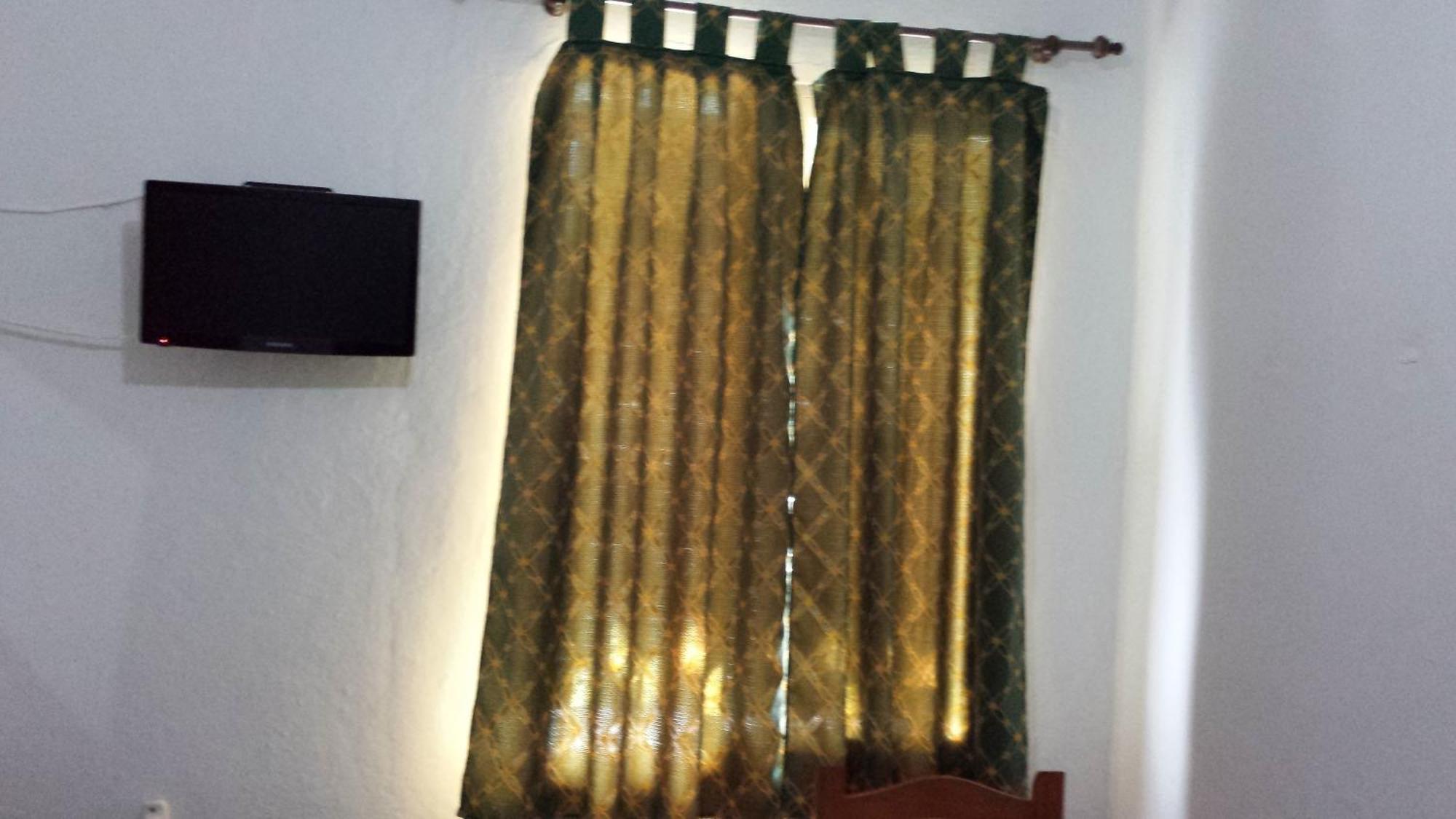 Budget Single Room